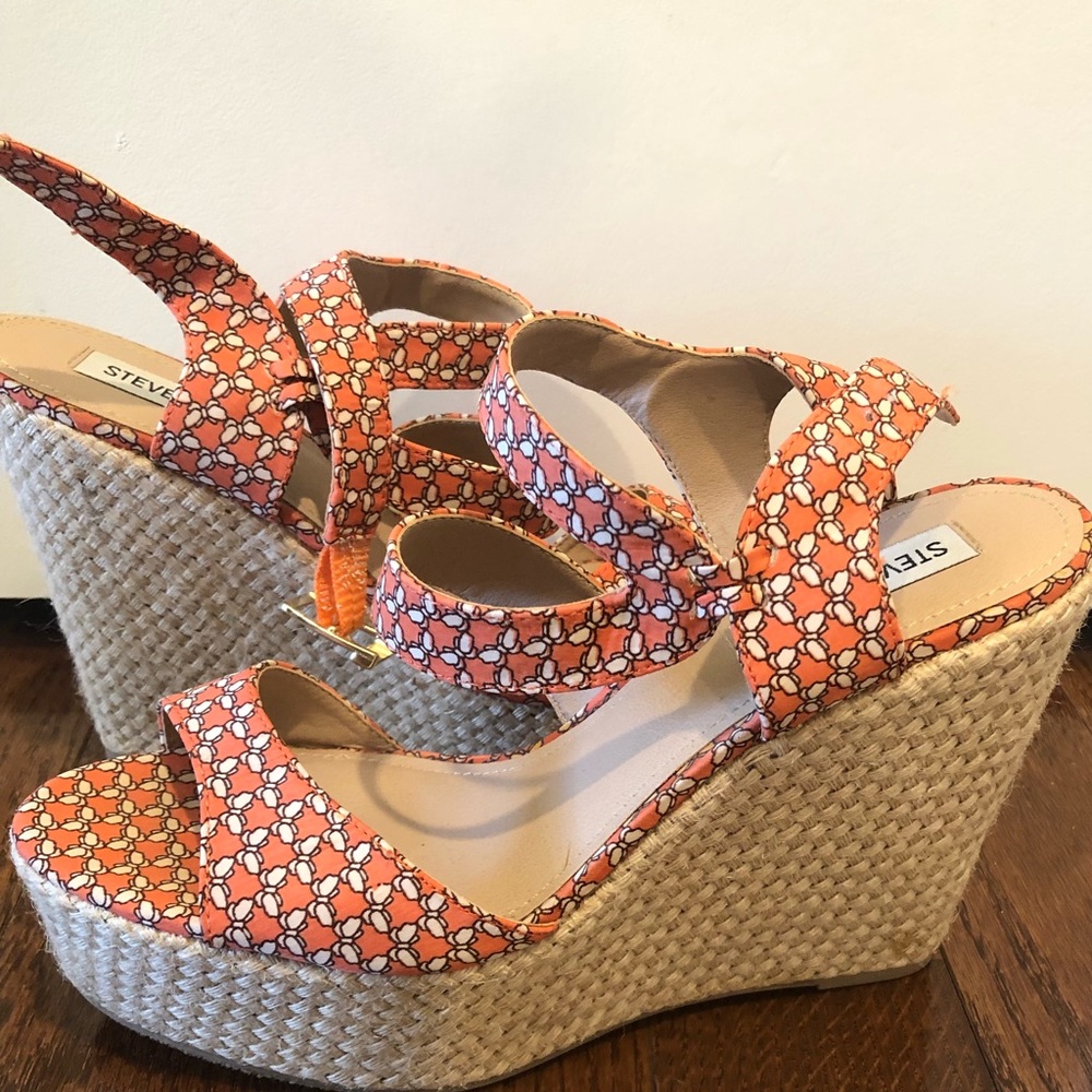 Steve Madden platform sandal